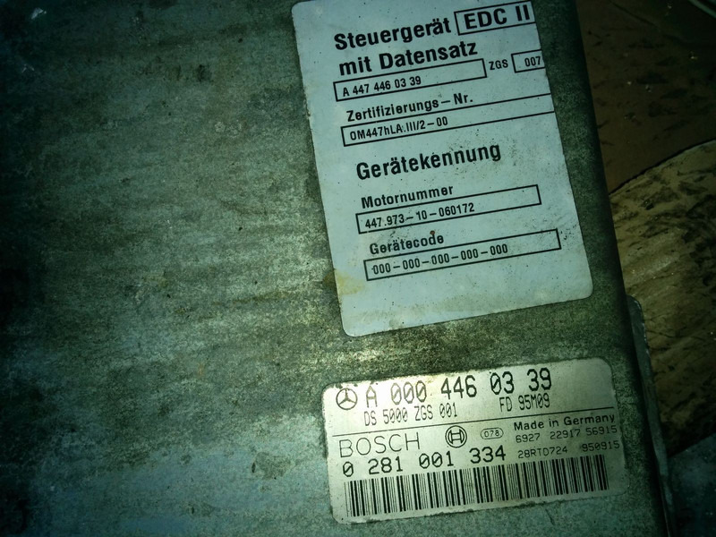Mercedes-Benz EDC - ECU: 2 kép. Mercedes-Benz EDC - ECU: 2 kép.