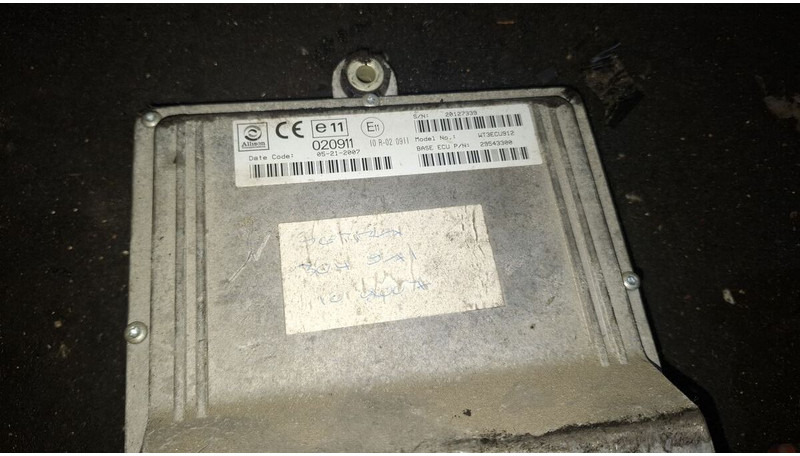 Mercedes-Benz - ECU: 5 kép. Mercedes-Benz - ECU: 5 kép.