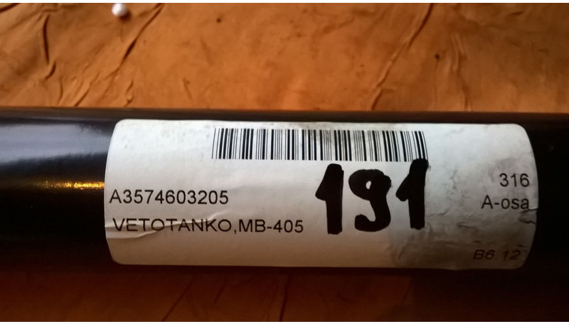 Mercedes-Benz O405 - Kormányzás: 2 kép. Mercedes-Benz O405 - Kormányzás: 2 kép.