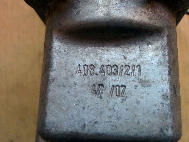 Mercedes-Benz потенциометр 445.805.2\2 . 4.4.\511.5.10. 5020. 5.9/ 5.18/3 . 44 - ECU: 4 kép. Mercedes-Benz потенциометр 445.805.2\2 . 4.4.\511.5.10. 5020. 5.9/ 5.18/3 . 44 - ECU: 4 kép.