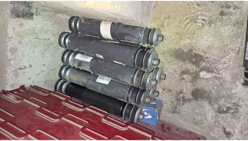 Sachs - Lengéscsillapító: 1 kép. Sachs - Lengéscsillapító: 1 kép.