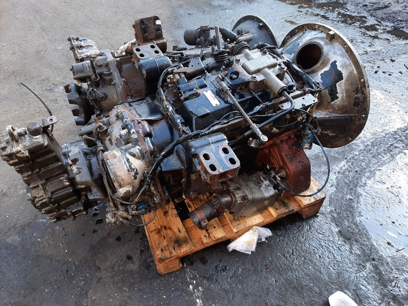 Scania GRS900R .GRS-900 - Sebességváltó: 1 kép. Scania GRS900R .GRS-900 - Sebességváltó: 1 kép.