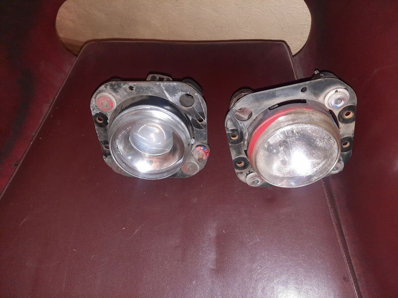 Scania Омни Линк - Fényszóró: 4 kép. Scania Омни Линк - Fényszóró: 4 kép.