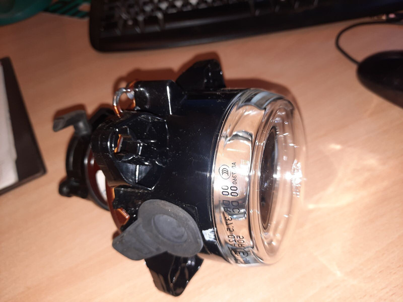 Scania Омни Линк - Fényszóró: 1 kép. Scania Омни Линк - Fényszóró: 1 kép.