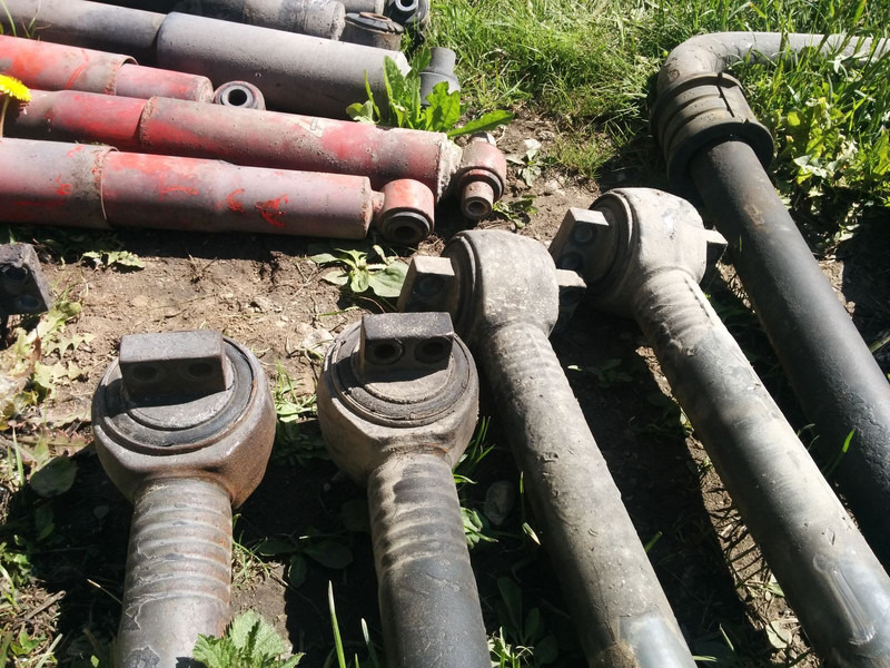 Scania Реактивная - Kormányzás: 5 kép. Scania Реактивная - Kormányzás: 5 kép.