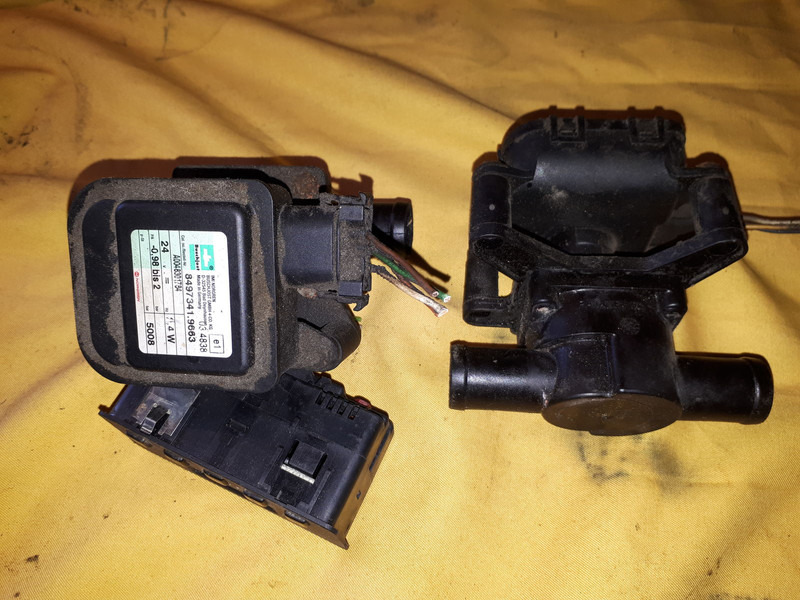 Scania охлаждения - Hűtőfolyadék szivattyú: 1 kép. Scania охлаждения - Hűtőfolyadék szivattyú: 1 kép.