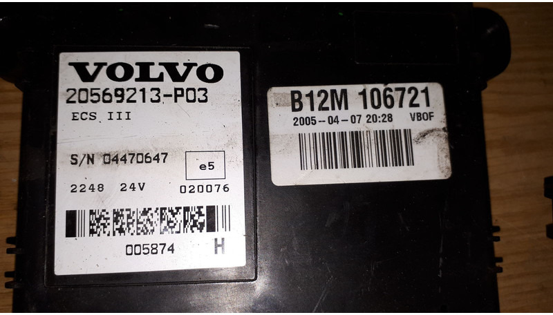 Volvo 20744283-01 .20514900-03. 20585155-P02/20554489-P04/.2050318 - ECU: 3 kép. Volvo 20744283-01 .20514900-03. 20585155-P02/20554489-P04/.2050318 - ECU: 3 kép.