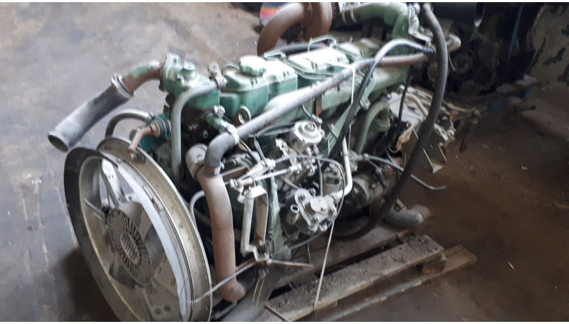 Volvo D6A . D7A- 285 - Motor: 3 kép. Volvo D6A . D7A- 285 - Motor: 3 kép.