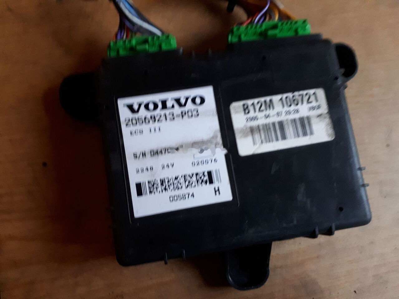 Volvo Siemts VDO 20514900-03 20569213-P03. 20744283-01. 20865208-02. Volvo B12 - ECU - Busz: 4 kép. Volvo Siemts VDO 20514900-03 20569213-P03. 20744283-01. 20865208-02. Volvo B12 - ECU - Busz: 4 kép.