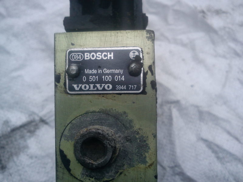 Volvo Уронем пола 0501100014. 28. 29. 35. 40. - ECU: 1 kép. Volvo Уронем пола 0501100014. 28. 29. 35. 40. - ECU: 1 kép.