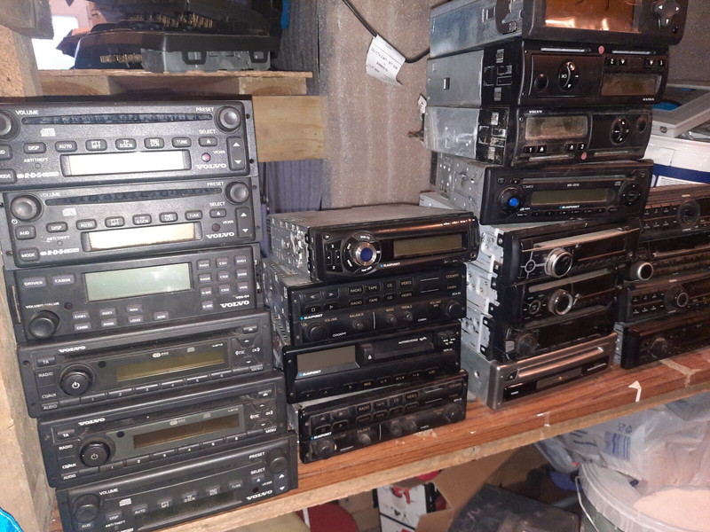 Volvo Video system x-dmr 8 R8 Compact RJ45 - Elektromos rendszer: 4 kép. Volvo Video system x-dmr 8 R8 Compact RJ45 - Elektromos rendszer: 4 kép.