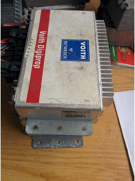 Volvo Войт- ритардер Wabco 4461260000 . 4461260020 003130 /039161 - ECU: 2 kép. Volvo Войт- ритардер Wabco 4461260000 . 4461260020 003130 /039161 - ECU: 2 kép.