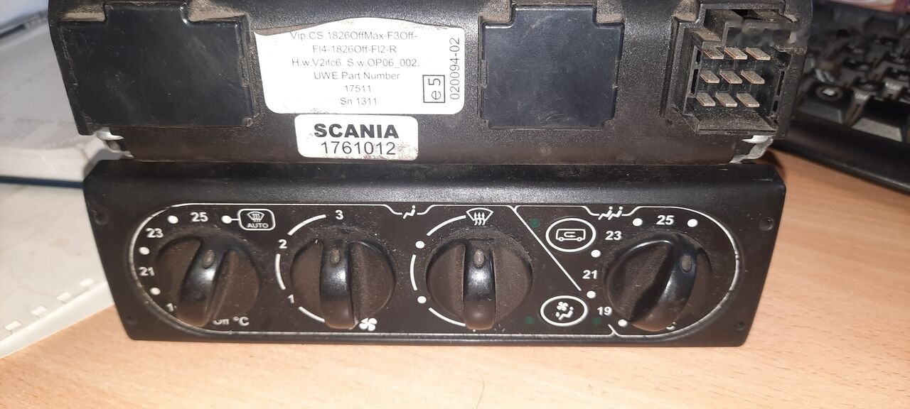 ECU - Busz Volvo klimat kontrol Termo King. UWE. VIP2000   Volvo scania: 27 kép.