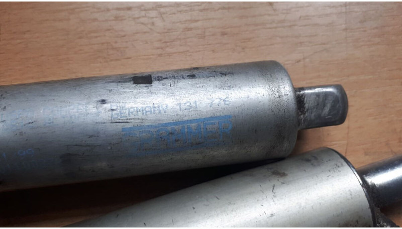 Wabco Scania - Lengéscsillapító: 2 kép. Wabco Scania - Lengéscsillapító: 2 kép.