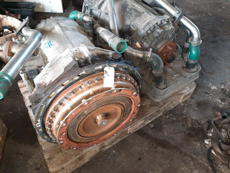 ZF 6AP1400B 4181040055 - Sebességváltó: 4 kép. ZF 6AP1400B 4181040055 - Sebességváltó: 4 kép.