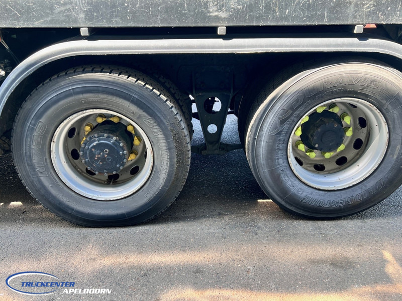 DAF CF 85.380 Inox tank ADR, 6x2, Euro 2 - Szippantós autó: 5 kép. DAF CF 85.380 Inox tank ADR, 6x2, Euro 2 - Szippantós autó: 5 kép.