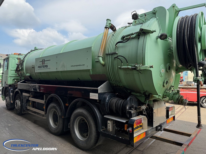 DAF XF 95.360 20400 Liter, 8x4 Steel springs - Szippantós autó: 4 kép. DAF XF 95.360 20400 Liter, 8x4 Steel springs - Szippantós autó: 4 kép.