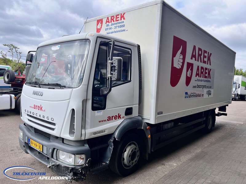 Iveco Eurocargo 120E24 6 Cylinder, Manuel 8 gears, 3 Seats - Dobozos felépítményű teherautó: 3 kép. Iveco Eurocargo 120E24 6 Cylinder, Manuel 8 gears, 3 Seats - Dobozos felépítményű teherautó: 3 kép.