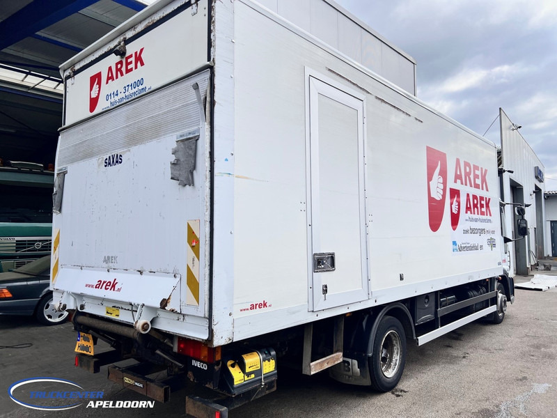 Iveco Eurocargo 120E24 6 Cylinder, Manuel 8 gears, 3 Seats - Dobozos felépítményű teherautó: 2 kép. Iveco Eurocargo 120E24 6 Cylinder, Manuel 8 gears, 3 Seats - Dobozos felépítményű teherautó: 2 kép.