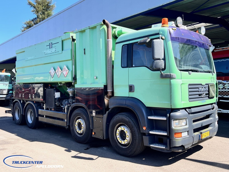 MAN H36 Ecota 13600 Liter Ecocombi - Szippantós autó: 1 kép. MAN H36 Ecota 13600 Liter Ecocombi - Szippantós autó: 1 kép.