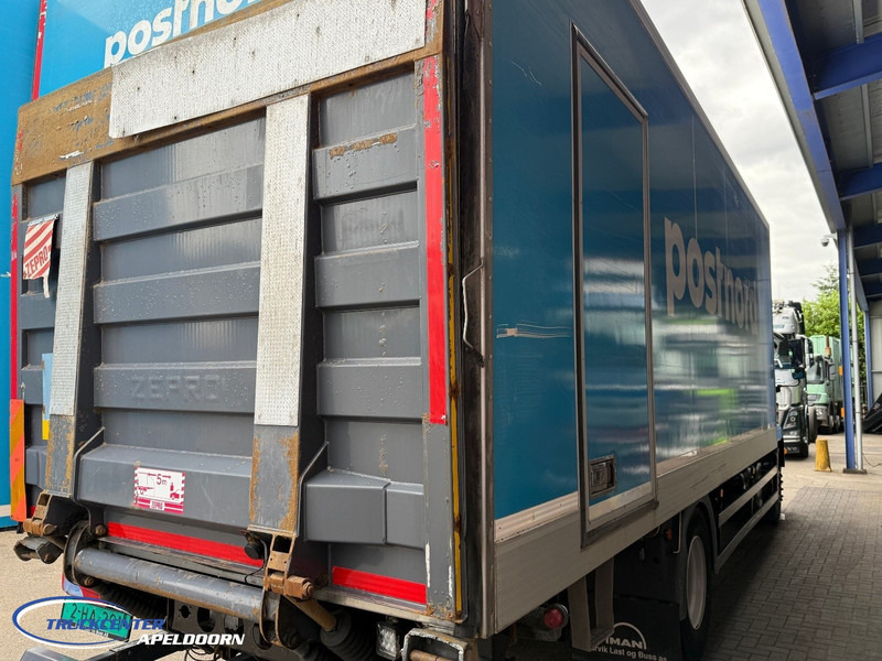 MAN TGM 19.290 Zijdeuren laadbak, Slaapcabine, 6 Cilinder, Euro 6 - Dobozos felépítményű teherautó: 5 kép. MAN TGM 19.290 Zijdeuren laadbak, Slaapcabine, 6 Cilinder, Euro 6 - Dobozos felépítményű teherautó: 5 kép.