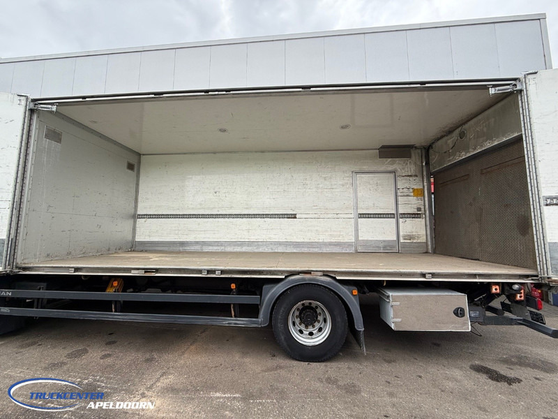 MAN TGM 19.290 Zijdeuren laadbak, Slaapcabine, 6 Cilinder, Euro 6 - Dobozos felépítményű teherautó: 3 kép. MAN TGM 19.290 Zijdeuren laadbak, Slaapcabine, 6 Cilinder, Euro 6 - Dobozos felépítményű teherautó: 3 kép.