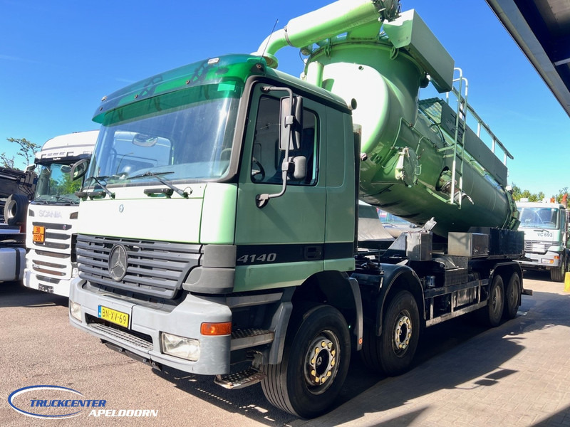 Mercedes-Benz Actros 4140 Naaktgeboren Vortex VP8000, 8x4 Steel spring Manuel - Szippantós autó: 3 kép. Mercedes-Benz Actros 4140 Naaktgeboren Vortex VP8000, 8x4 Steel spring Manuel - Szippantós autó: 3 kép.