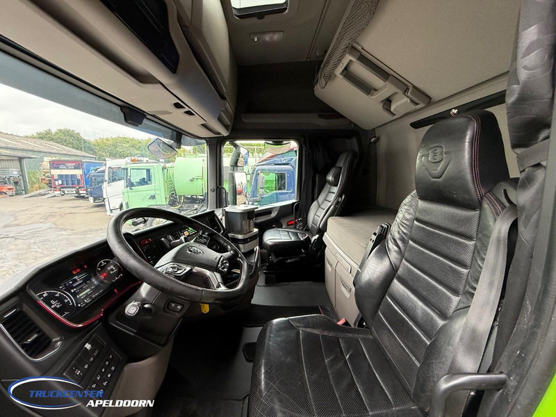 Scania R730 V8 NGS 8x4, Retarder, Machinetransporter, Euro 6 - Autószállító teherautó: 5 kép. Scania R730 V8 NGS 8x4, Retarder, Machinetransporter, Euro 6 - Autószállító teherautó: 5 kép.