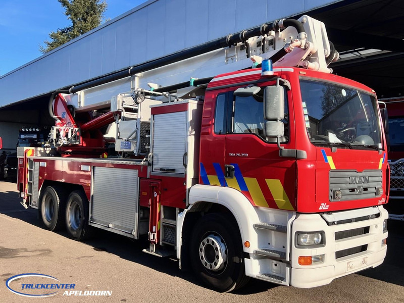 MAN TGA 26.350 Magirus ALP 320L = 32 meter, Waterpump, 6x4, Steel springs - Teherautó: 3 kép. MAN TGA 26.350 Magirus ALP 320L = 32 meter, Waterpump, 6x4, Steel springs - Teherautó: 3 kép.