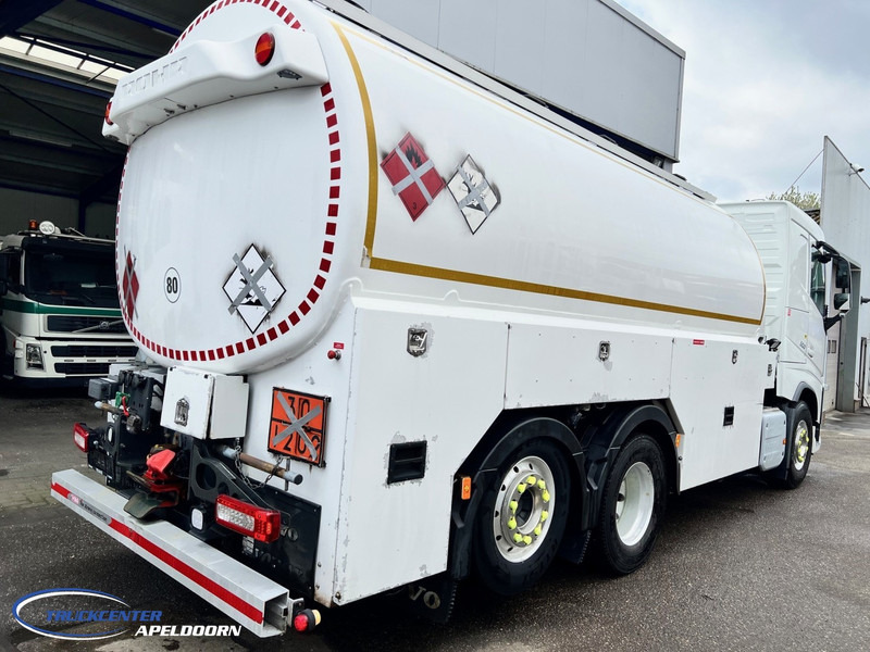 Volvo FH 500 22150 Liter ADR, 4 Comp, Retarder, ADR - Tartályos teherautó: 2 kép. Volvo FH 500 22150 Liter ADR, 4 Comp, Retarder, ADR - Tartályos teherautó: 2 kép.
