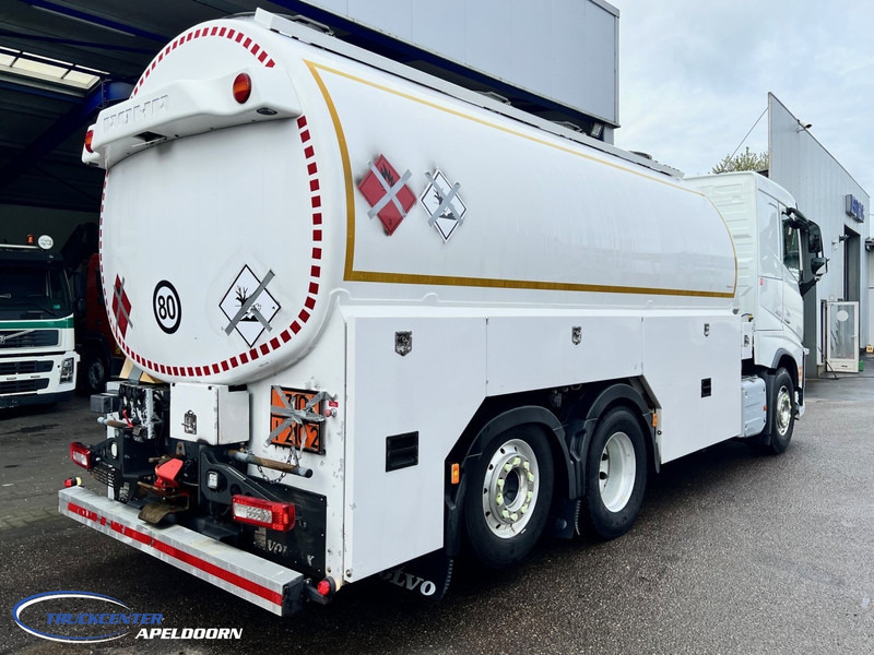 Volvo FH 500 Rohr 22150 Liter, 4 Comp., Retarder, ADR, 6x2 - Tartályos teherautó: 2 kép. Volvo FH 500 Rohr 22150 Liter, 4 Comp., Retarder, ADR, 6x2 - Tartályos teherautó: 2 kép.