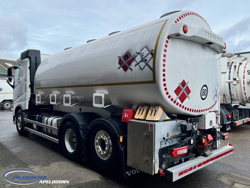 Volvo FH 500 Rohr 22150 Liter, 4 Comp., Retarder, ADR, 6x2 - Tartályos teherautó: 4 kép. Volvo FH 500 Rohr 22150 Liter, 4 Comp., Retarder, ADR, 6x2 - Tartályos teherautó: 4 kép.
