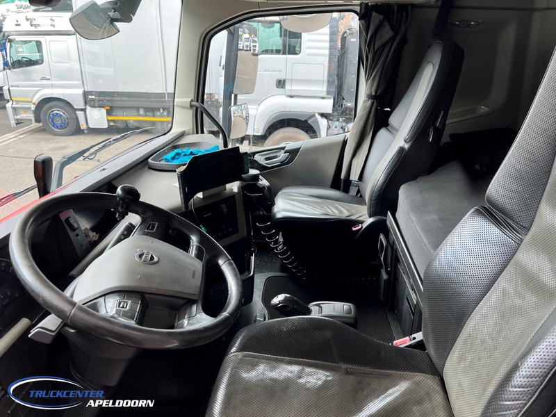 Volvo FH 540 61200 Liter ADR! - Tartályos teherautó: 5 kép. Volvo FH 540 61200 Liter ADR! - Tartályos teherautó: 5 kép.