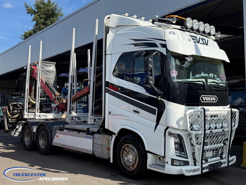 Volvo FH 650 6x4, FTG V1000X.81 laadkraan - Rönkszállító teherautó, Darus autó: 1 kép. Volvo FH 650 6x4, FTG V1000X.81 laadkraan - Rönkszállító teherautó, Darus autó: 1 kép.