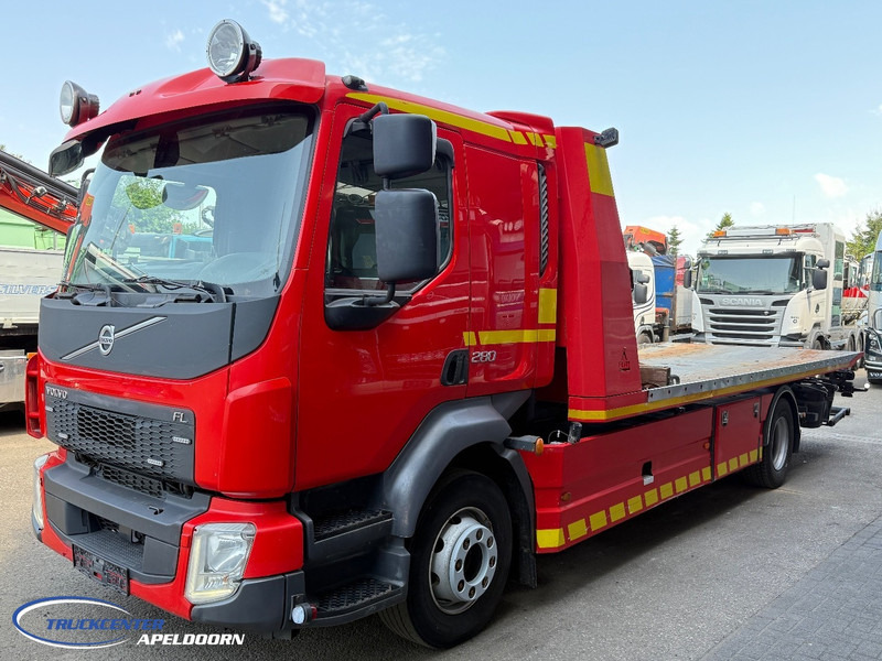 Volvo FL 280 Falkom, 2x Lier, Lepel, 6 cilinder, Manuel - Vontató: 3 kép. Volvo FL 280 Falkom, 2x Lier, Lepel, 6 cilinder, Manuel - Vontató: 3 kép.