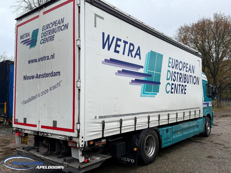 Volvo FM Schuifdak, Laadklep, Globetrotter - Ponyvás teherautó: 3 kép. Volvo FM Schuifdak, Laadklep, Globetrotter - Ponyvás teherautó: 3 kép.