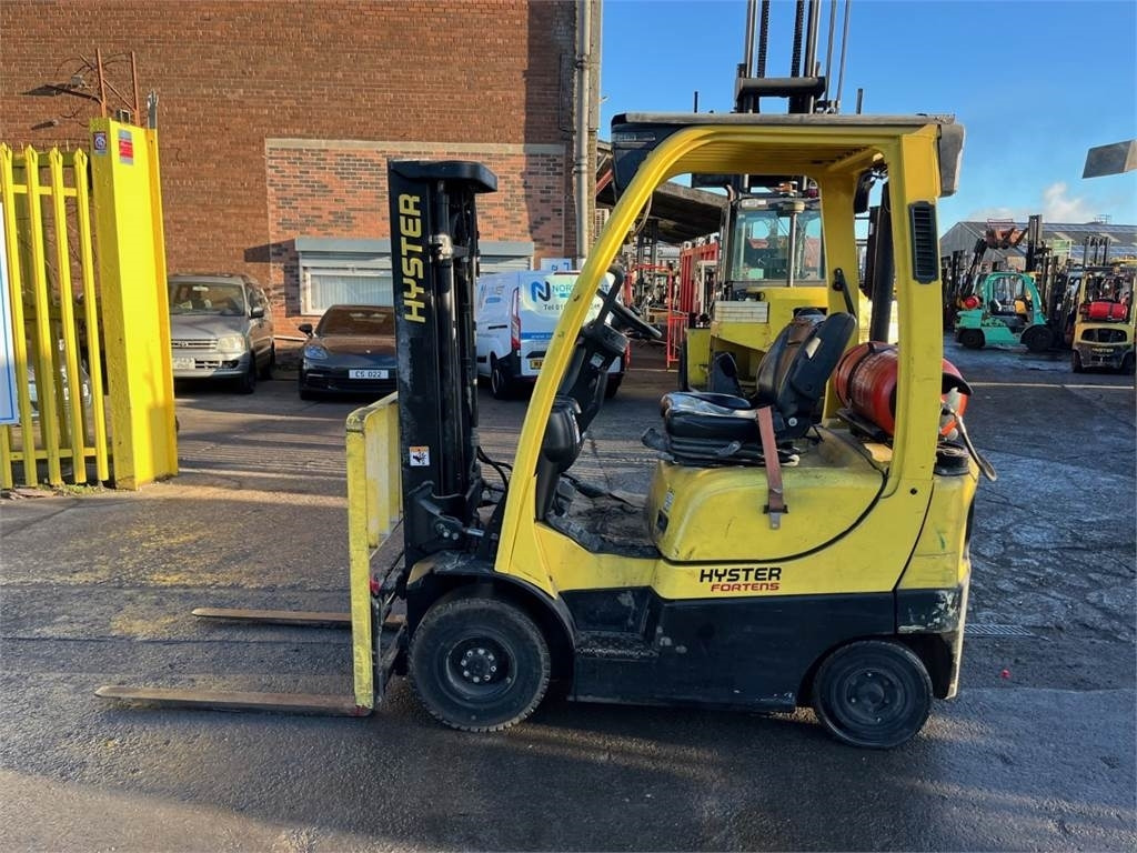 Hyster H1.8FT - Gázüzemű targonca: 1 kép. Hyster H1.8FT - Gázüzemű targonca: 1 kép.