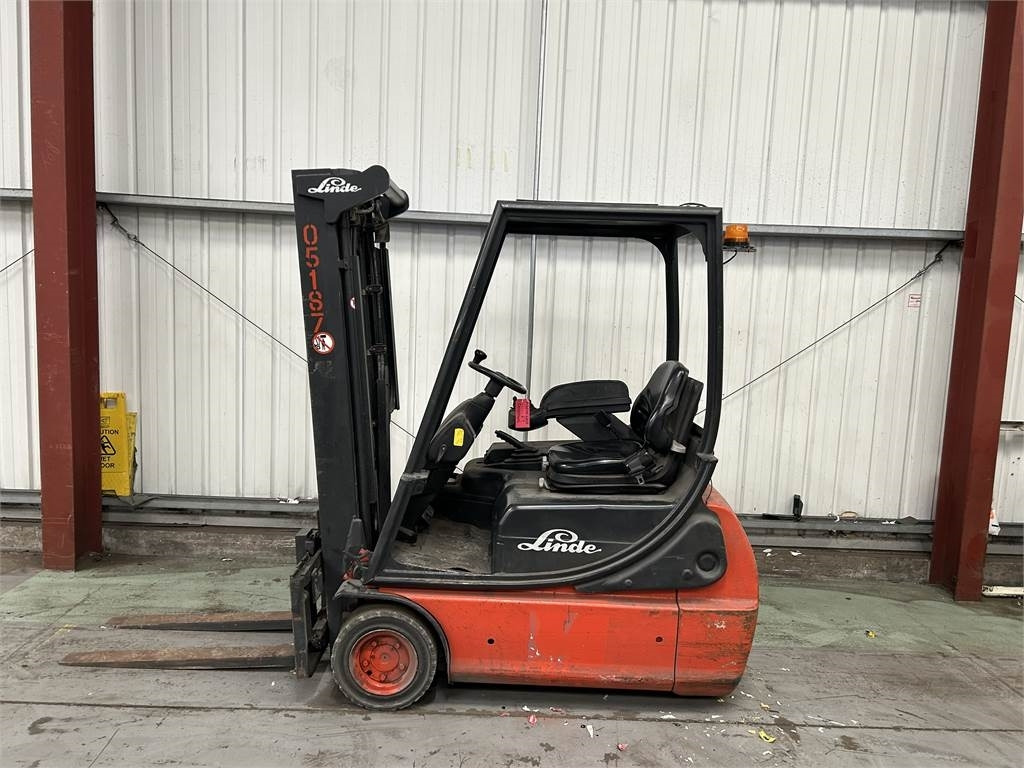 Linde E16C-02 - Elektromos targonca: 1 kép. Linde E16C-02 - Elektromos targonca: 1 kép.