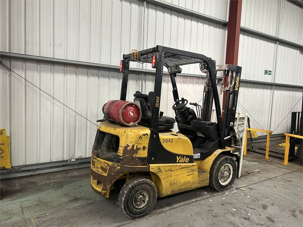 Gázüzemű targonca Yale GLP20MX: 6 kép. Gázüzemű targonca Yale GLP20MX: 6 kép.