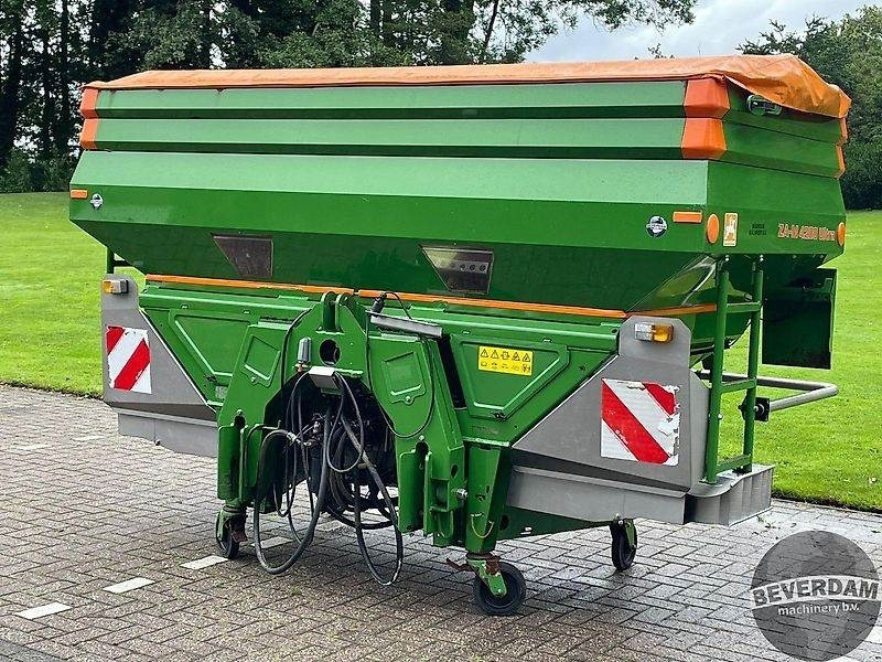 Amazone ZA-M 4200 Ultra - Műtrágyaszóró: 2 kép. Amazone ZA-M 4200 Ultra - Műtrágyaszóró: 2 kép.