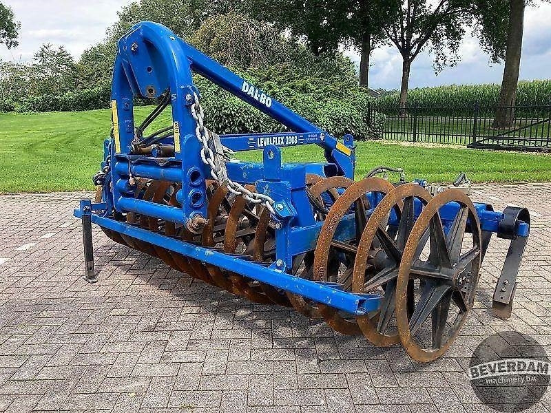 Dal-Bo 300x Levelflex frontpacker - Tárcsás borona: 1 kép. Dal-Bo 300x Levelflex frontpacker - Tárcsás borona: 1 kép.