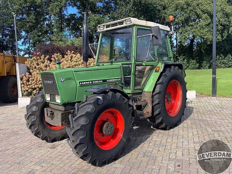 Fendt 308LSA Turbomatik - Traktor: 1 kép. Fendt 308LSA Turbomatik - Traktor: 1 kép.