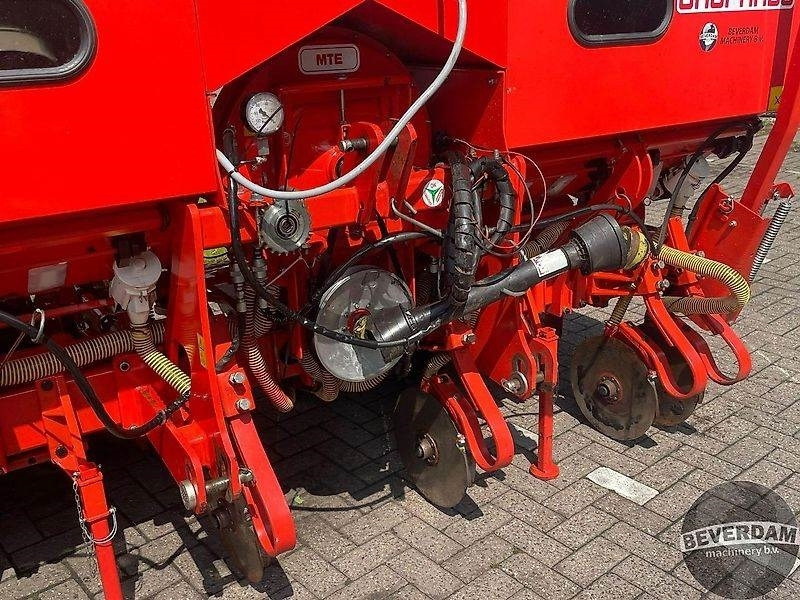 Szemenkénti vetőgép Gaspardo MTE 300 6R: 12 kép.