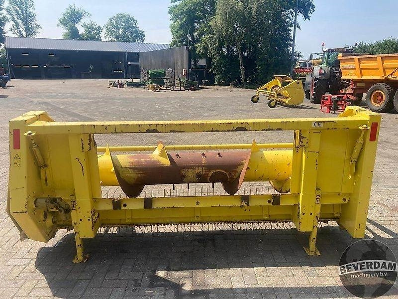 John Deere Pick-up 630 - Betakarítógép tartozék: 4 kép. John Deere Pick-up 630 - Betakarítógép tartozék: 4 kép.