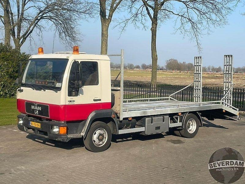 MAN 8-163 Oprijwagen - Autószállító teherautó: 1 kép. MAN 8-163 Oprijwagen - Autószállító teherautó: 1 kép.