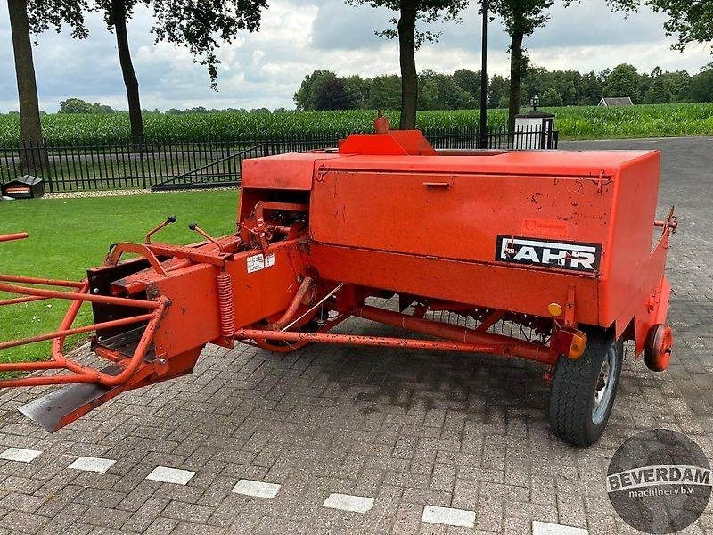Deutz-fahr HD400 - Mezőgazdasági gépek: 4 kép. Deutz-fahr HD400 - Mezőgazdasági gépek: 4 kép.