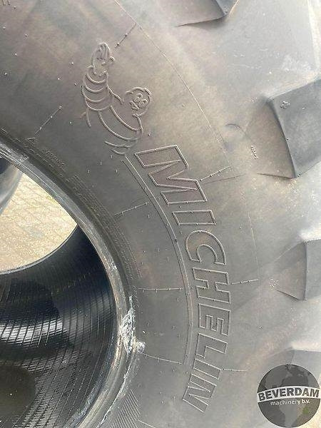 Gumiabroncs - Mezőgazdasági gépek Michelin MEGA BIB 1050/50R32: 10 kép.