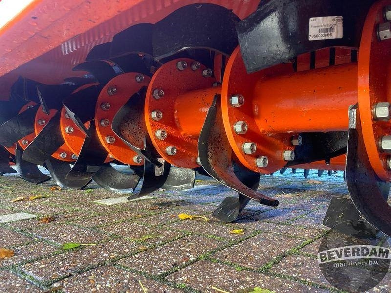 Talajmaró Ortolan SE 300 PK overtopfrees Nieuw: 9 kép.