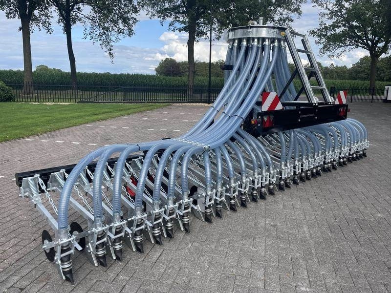 Slootsmid SK-6 - Műtrágyaszóró gép: 3 kép. Slootsmid SK-6 - Műtrágyaszóró gép: 3 kép.