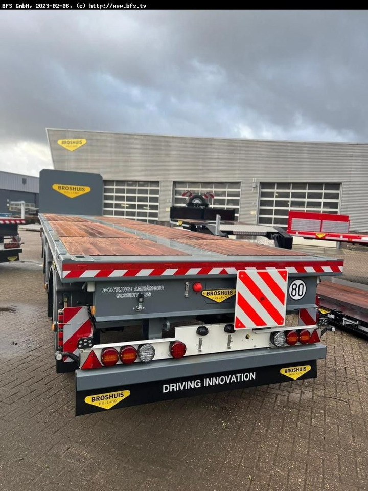 Broshuis Telesattel 1x ausziehbar 3-Achs Telesattel Leich - Platós félpótkocsi: 4 kép. Broshuis Telesattel 1x ausziehbar 3-Achs Telesattel Leich - Platós félpótkocsi: 4 kép.